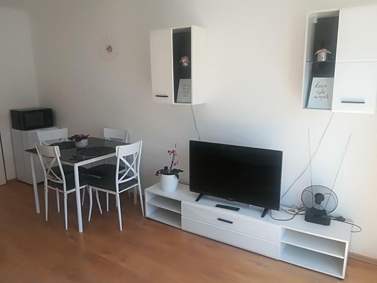 Apartman Franc Zára Kültér fotó